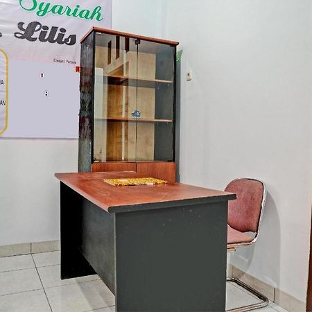 Hotel Spot On 93385 Penginapan Hj Lilis 2 Syariah Sukabumi Exterior foto